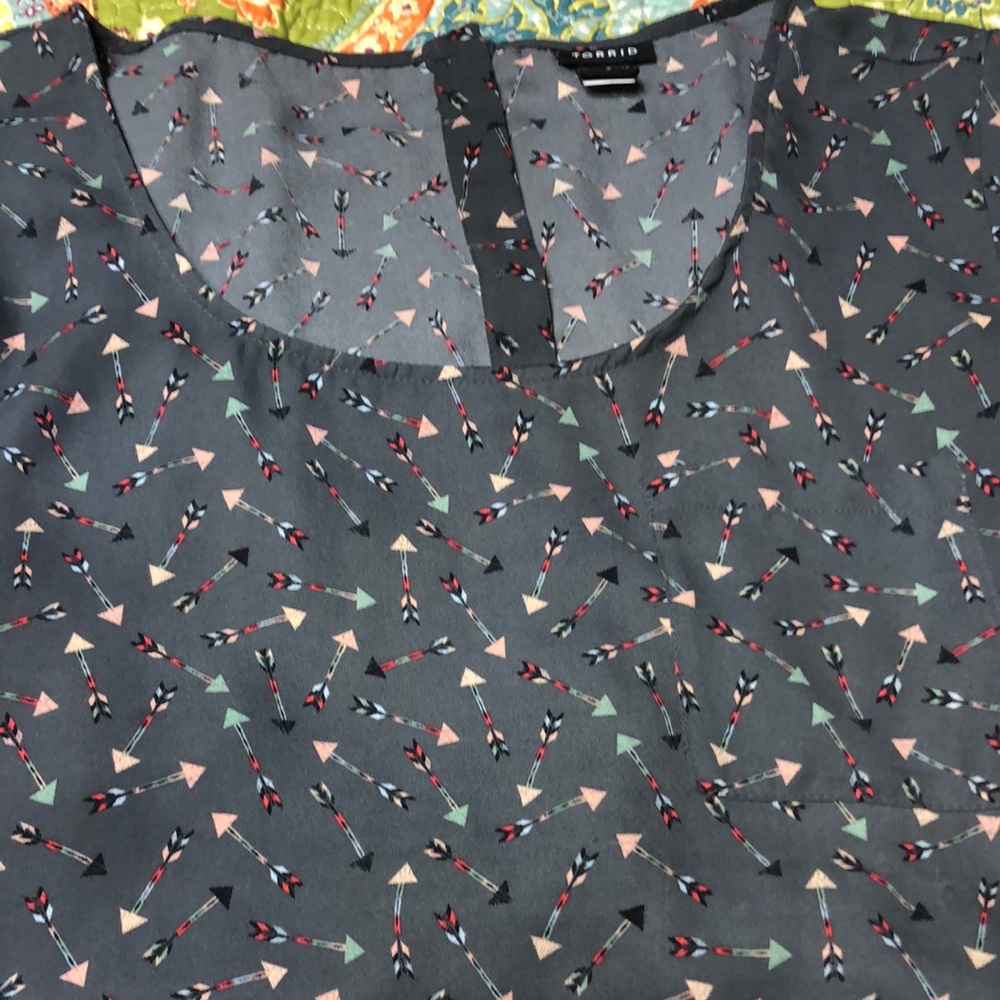 Torrid Multicolor Arrow Pattern Top